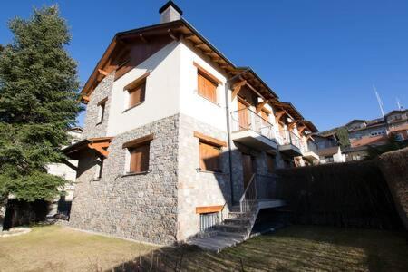 Casa amb jardí Alp Exterior foto